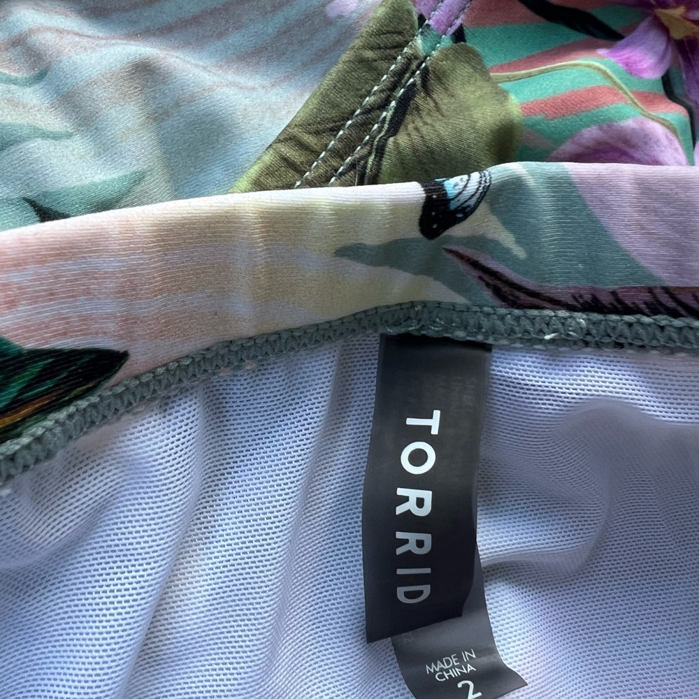 torrid Tropical Floral Crisscross High Waist Bikini in Mint & Coral - Picture 5 of 10